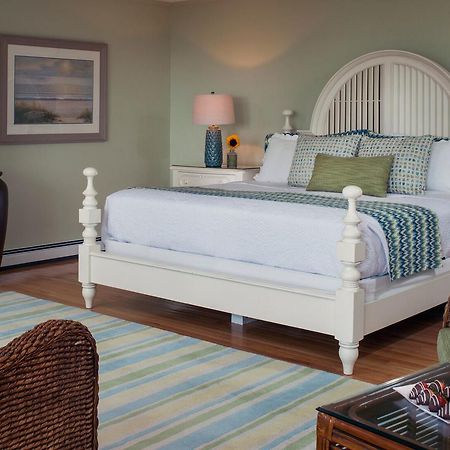 Bed and Breakfast Huron House Oscoda Екстер'єр фото