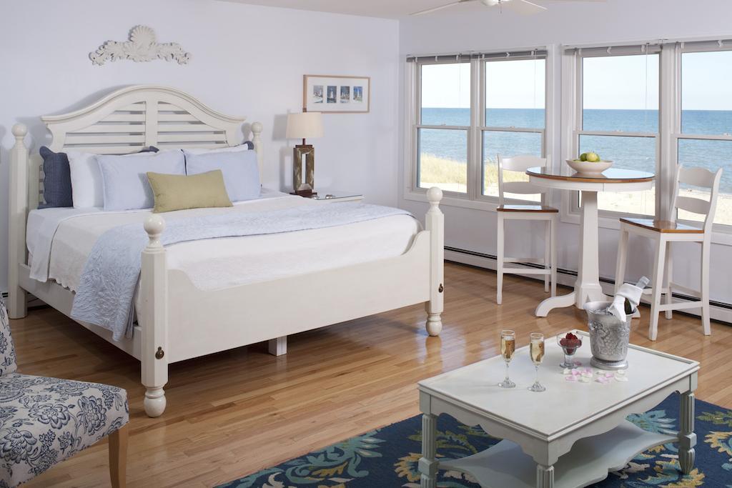 Bed and Breakfast Huron House Oscoda Екстер'єр фото