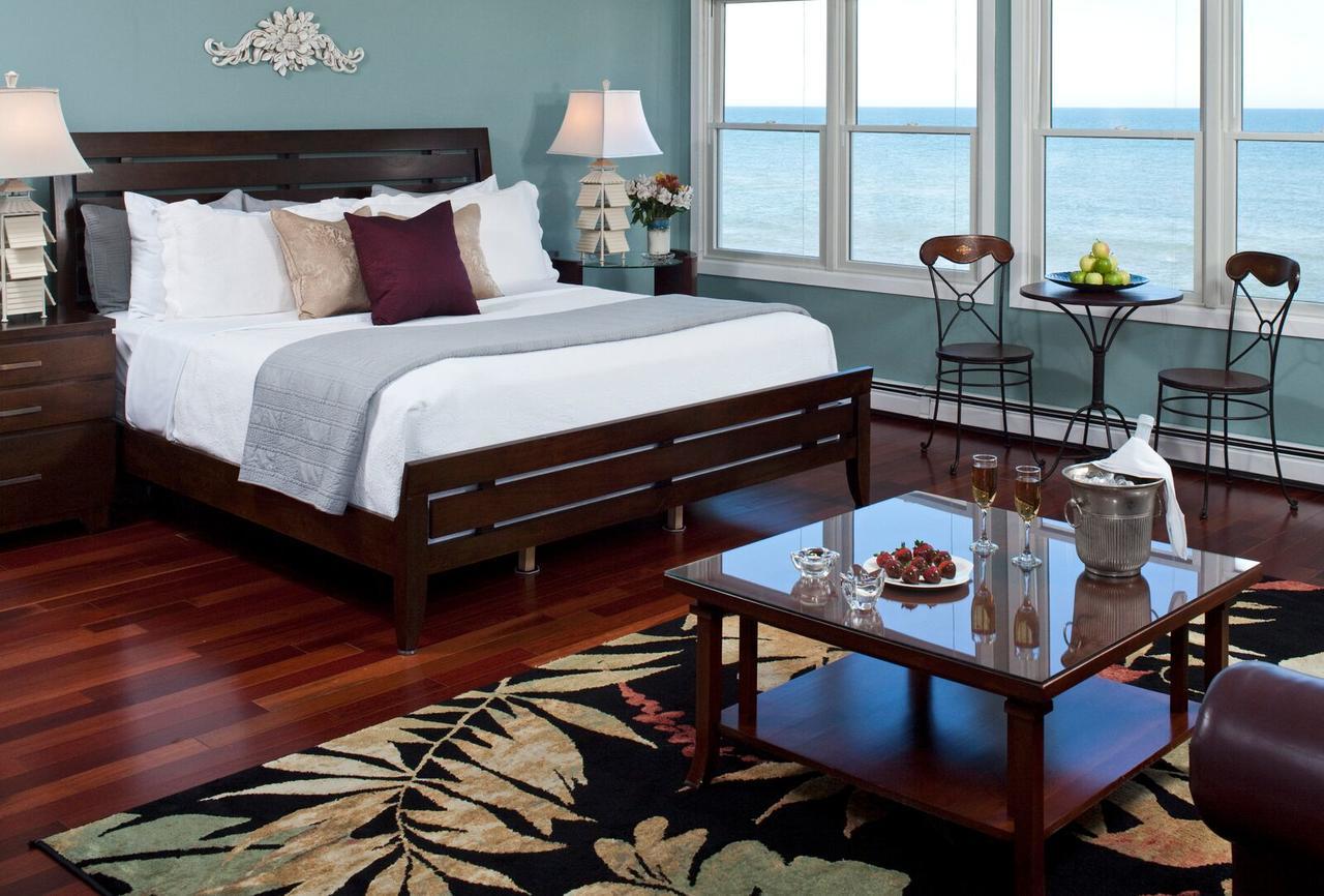 Bed and Breakfast Huron House Oscoda Екстер'єр фото