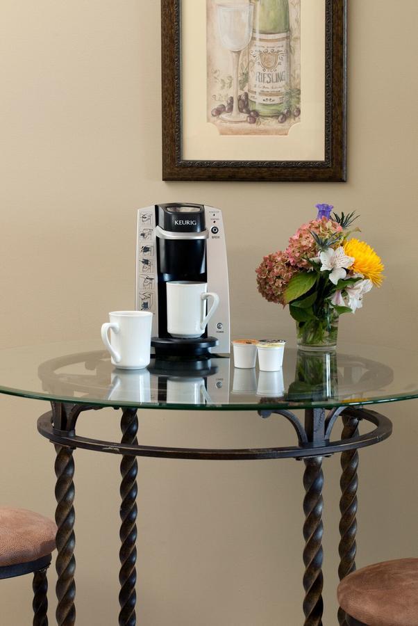 Bed and Breakfast Huron House Oscoda Екстер'єр фото