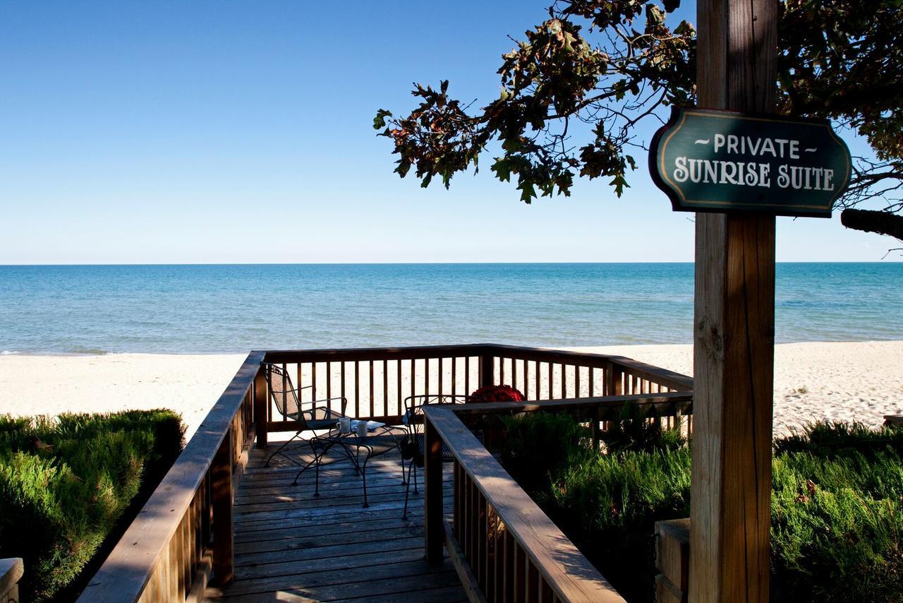 Bed and Breakfast Huron House Oscoda Екстер'єр фото