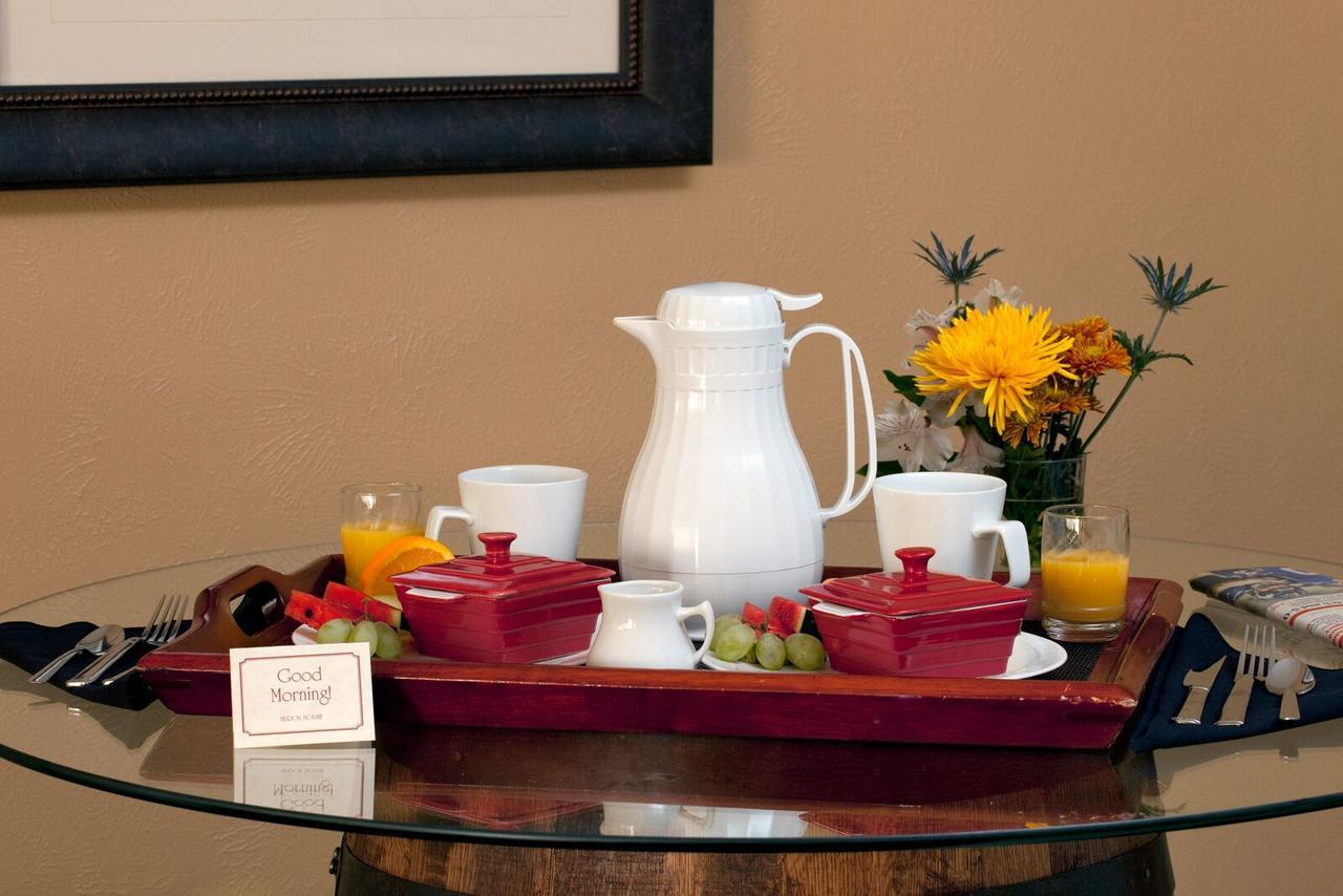 Bed and Breakfast Huron House Oscoda Екстер'єр фото